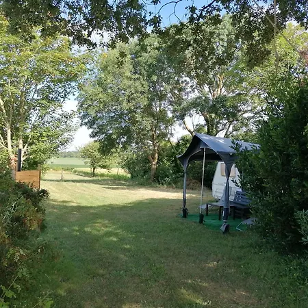 Caravane Des Pres * Saint-Georges-de-Didonne